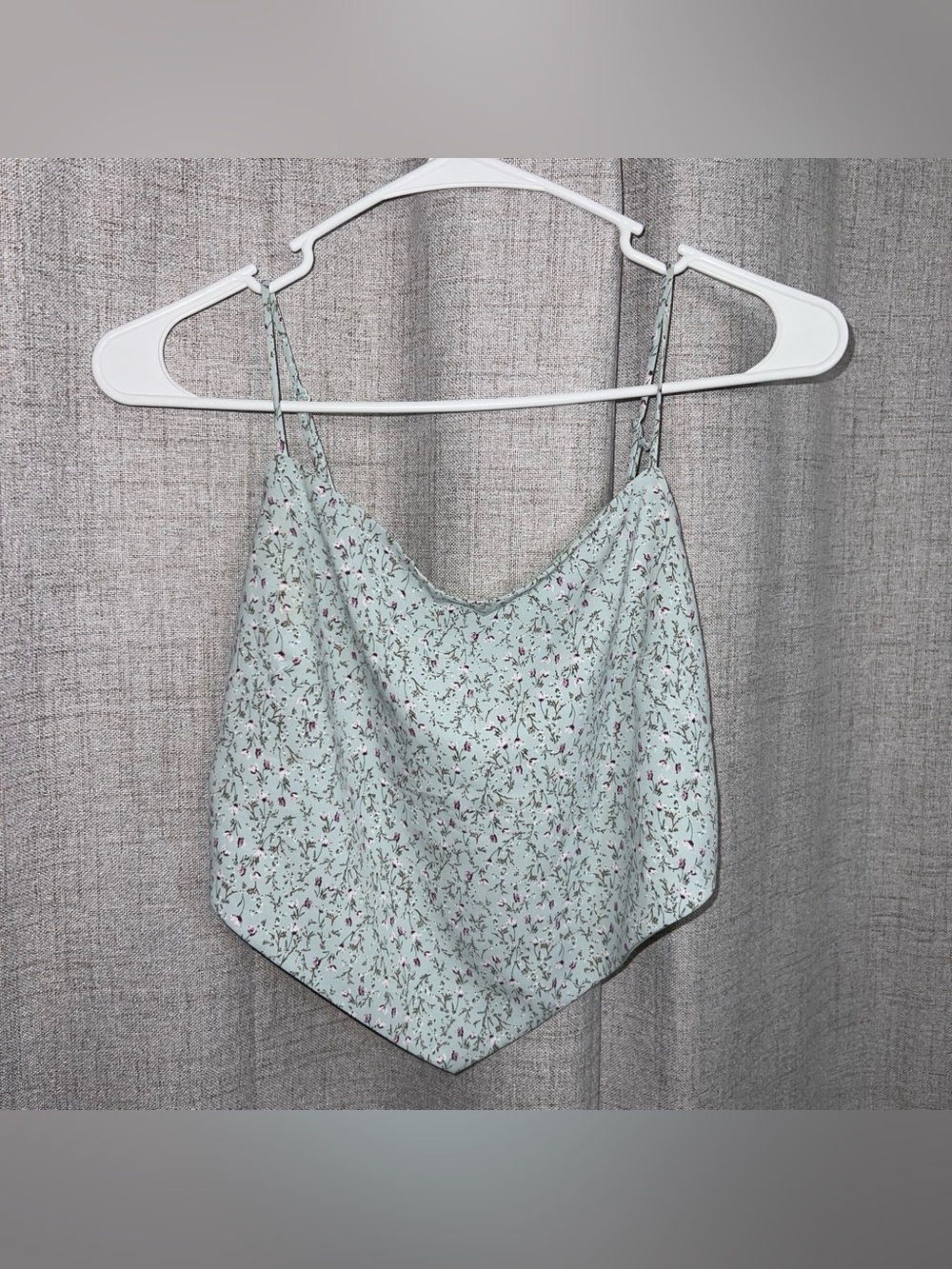 Hey Babe Mint Floral Handkerchief Hem Crop Top - Gold Chain Adjustable Straps